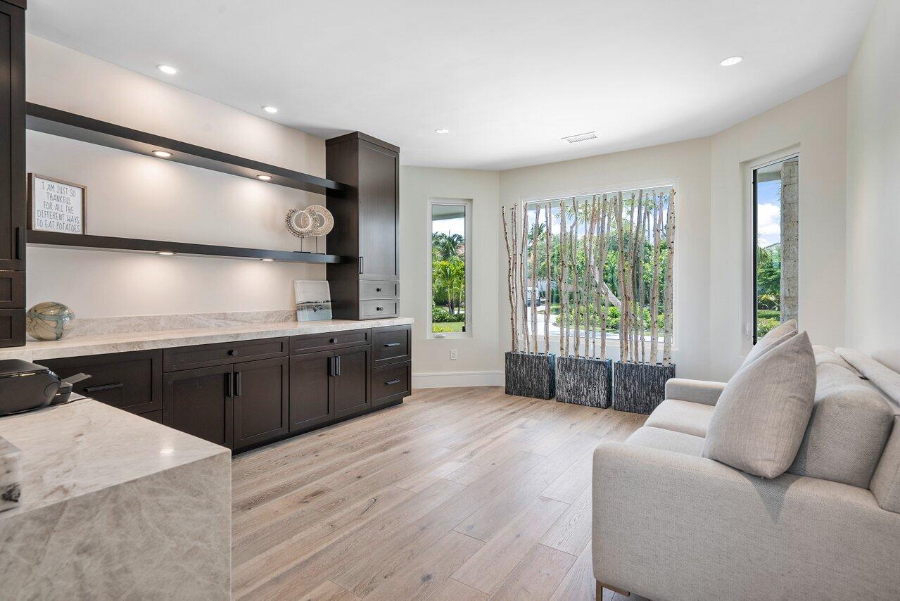 SAILFISH POINT - Residential