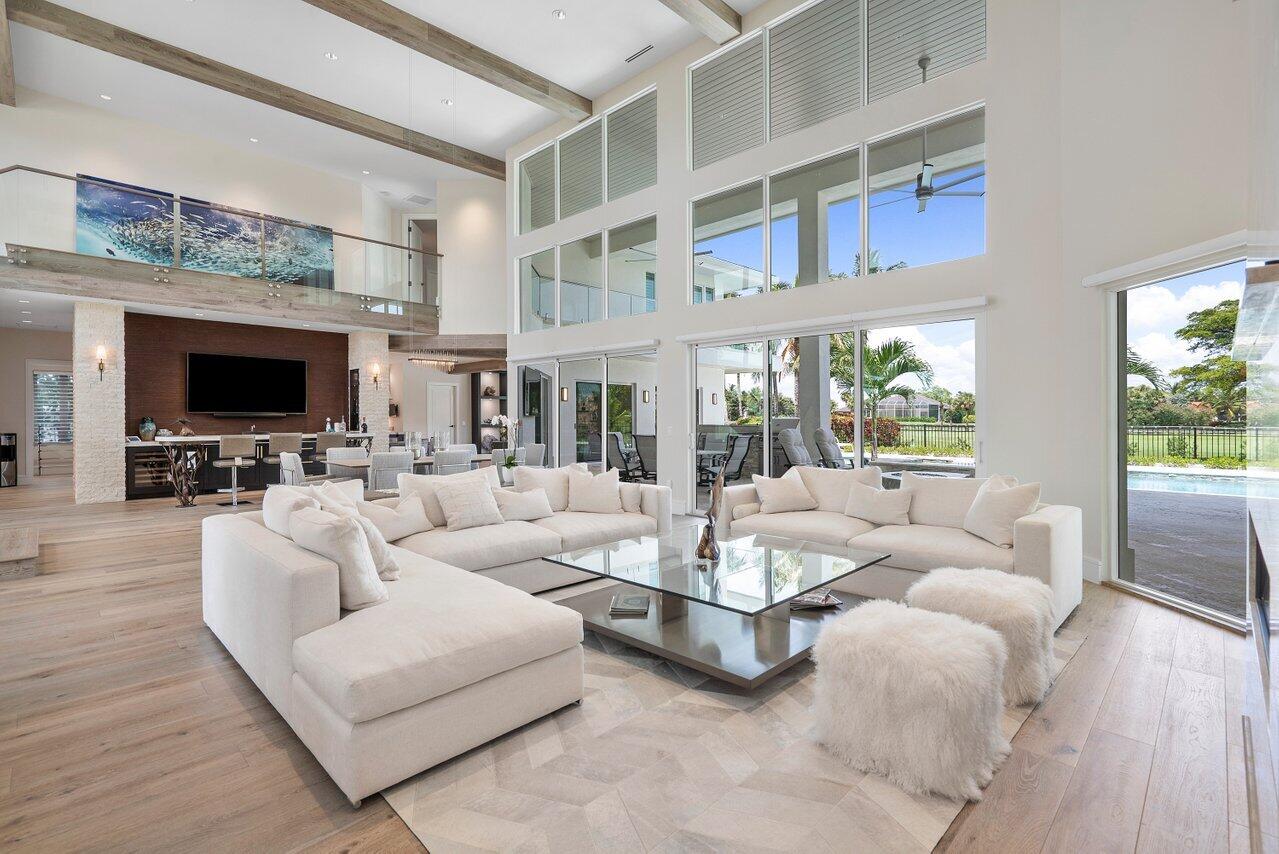 SAILFISH POINT - Residential