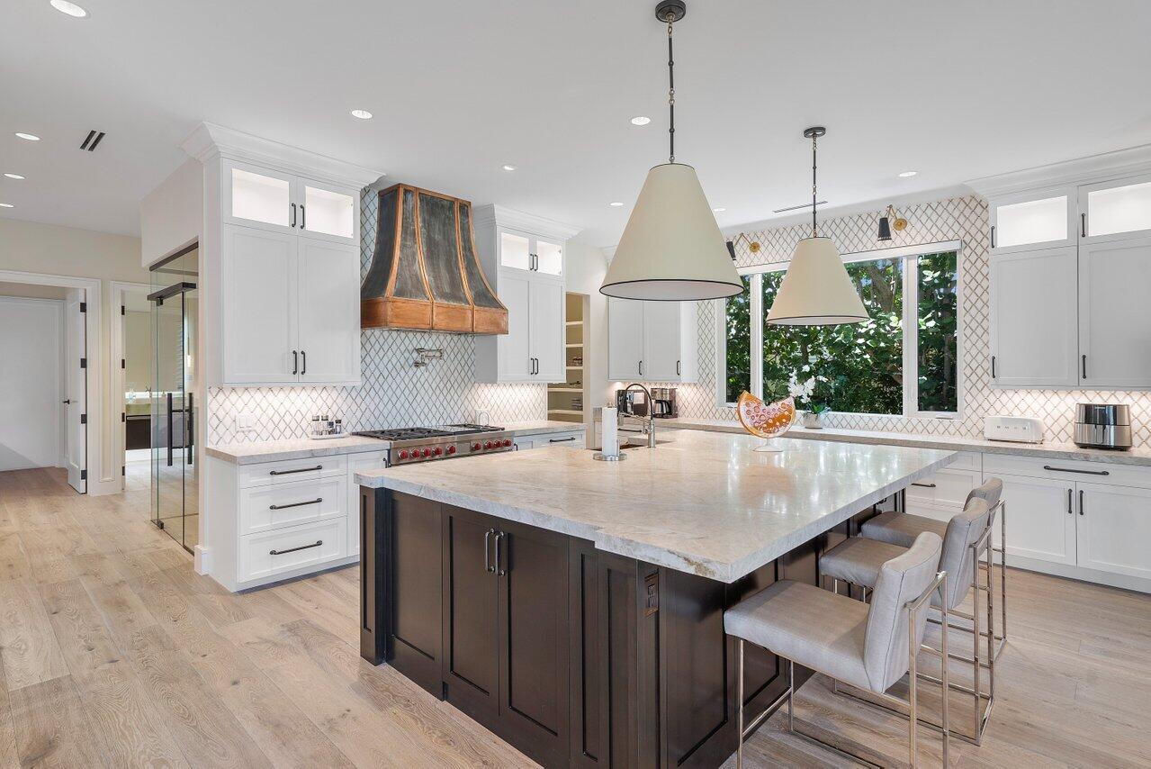 SAILFISH POINT - Residential