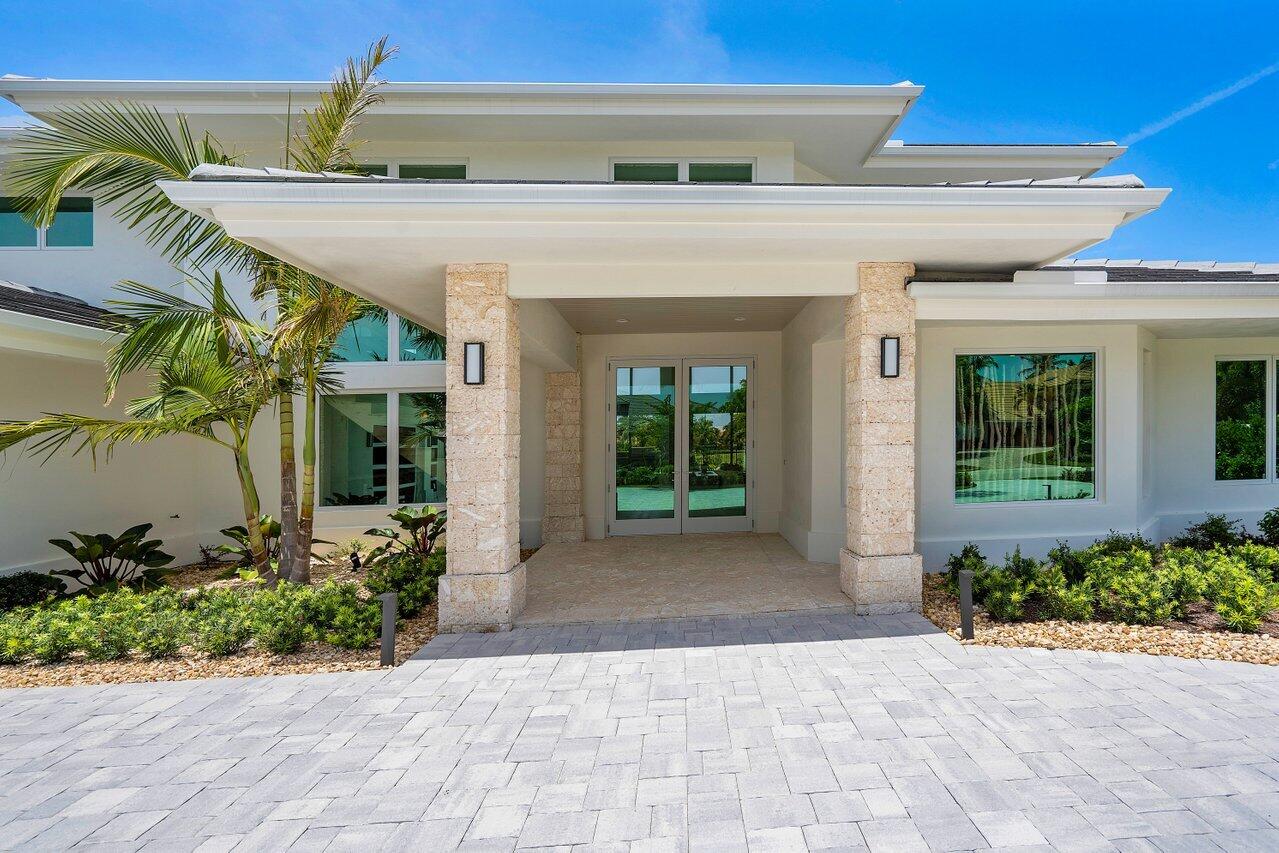 SAILFISH POINT - Residential