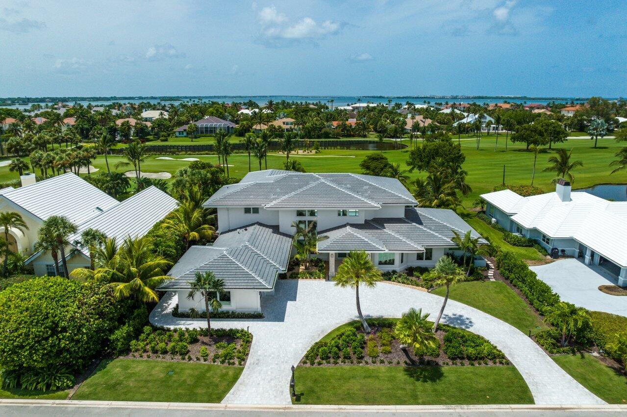 SAILFISH POINT - Residential
