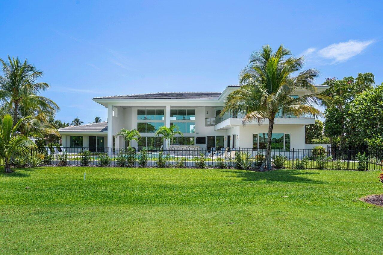 SAILFISH POINT - Residential