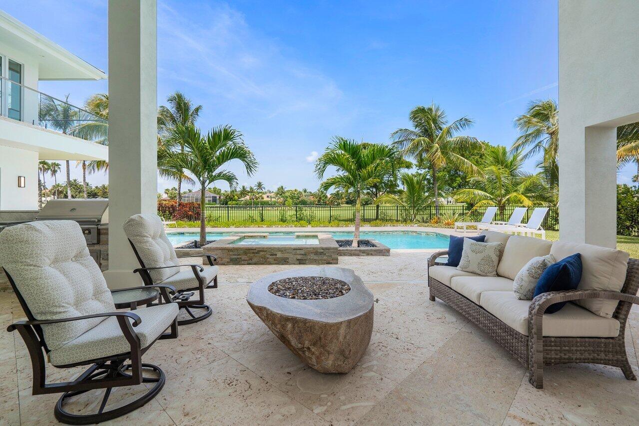 SAILFISH POINT - Residential