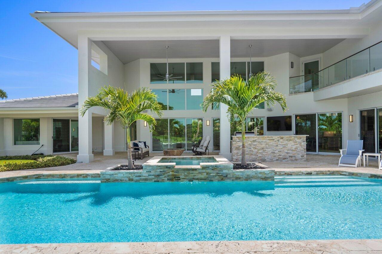 SAILFISH POINT - Residential