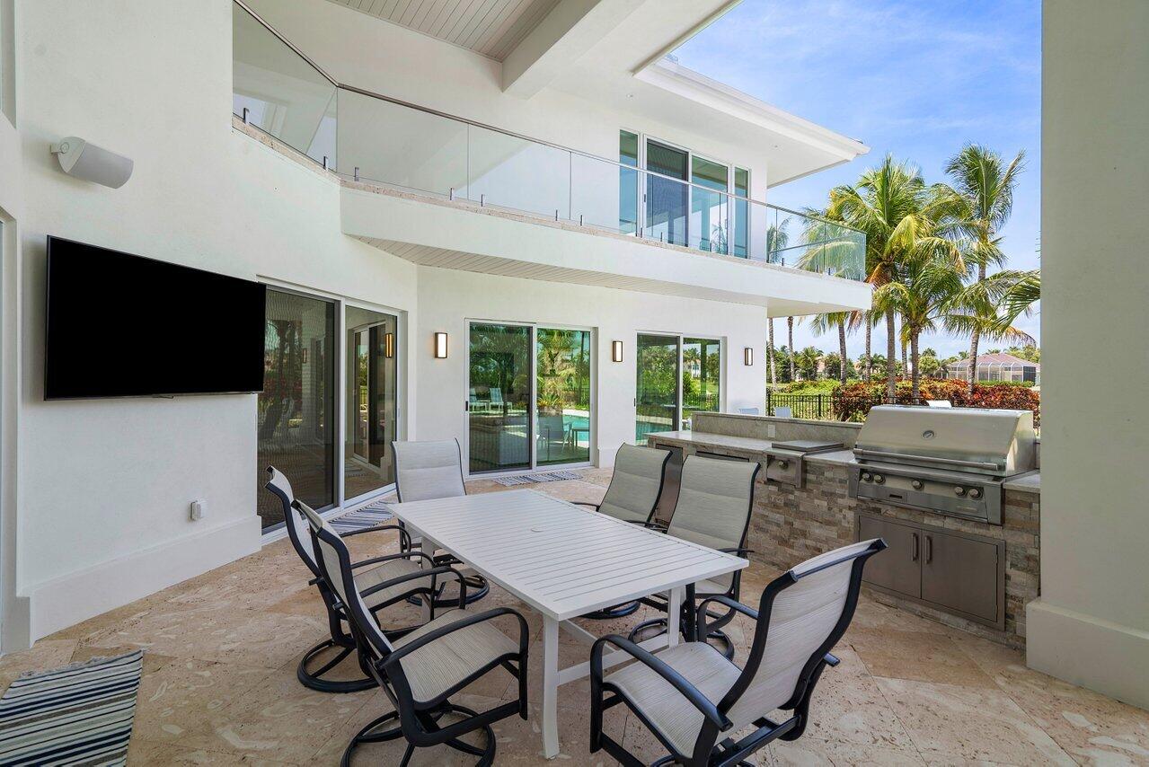 SAILFISH POINT - Residential