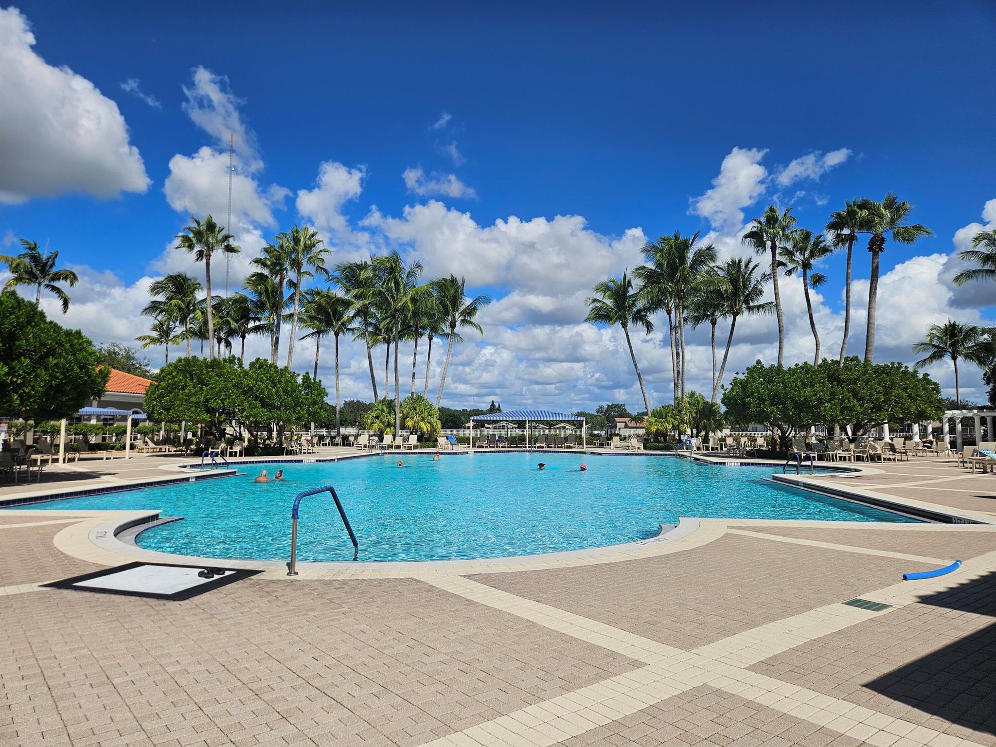 BELLAGGIO/ TOWNE PARK 2 - Residential Lease