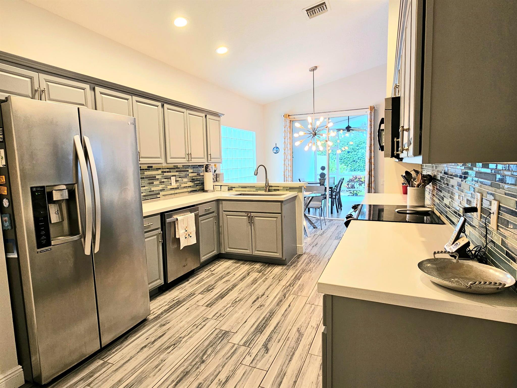 BELLAGGIO/ TOWNE PARK 2 - Residential Lease