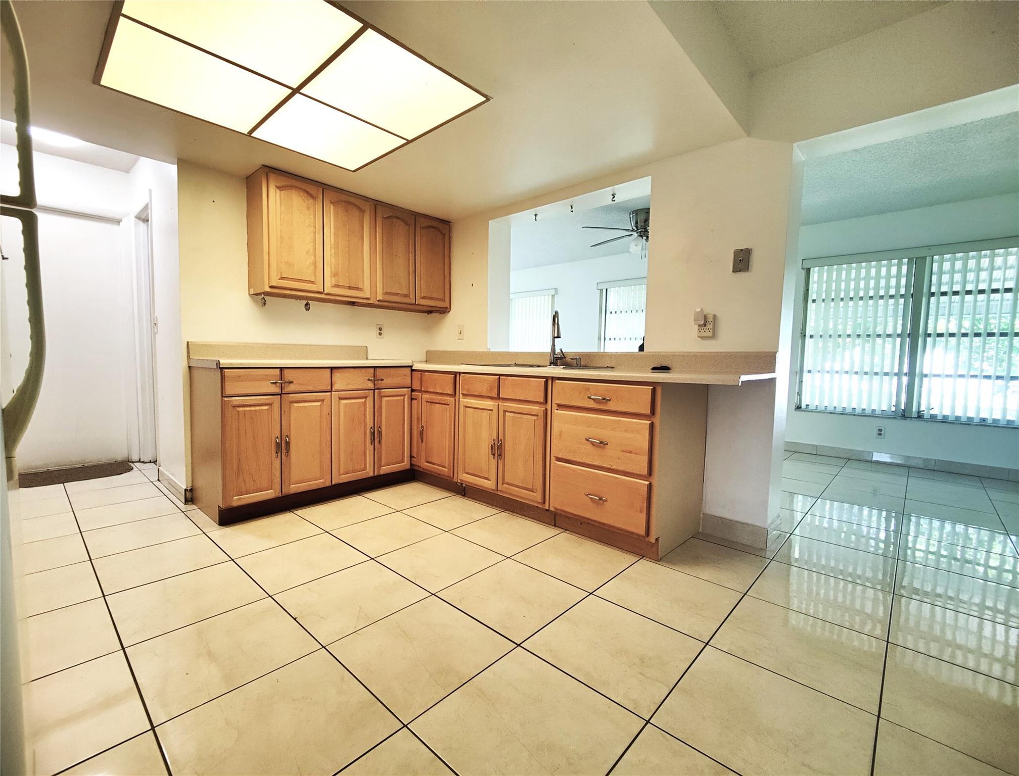 PARADISE GARDENS SEC 4 - Residential Lease