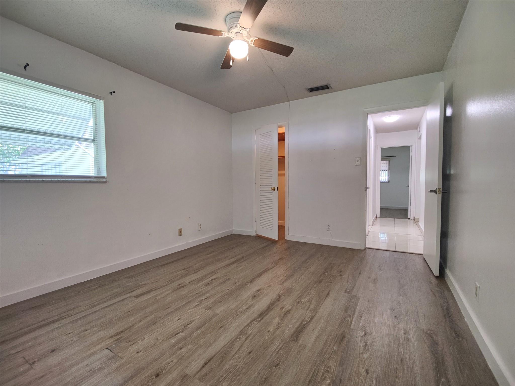 PARADISE GARDENS SEC 4 - Residential Lease