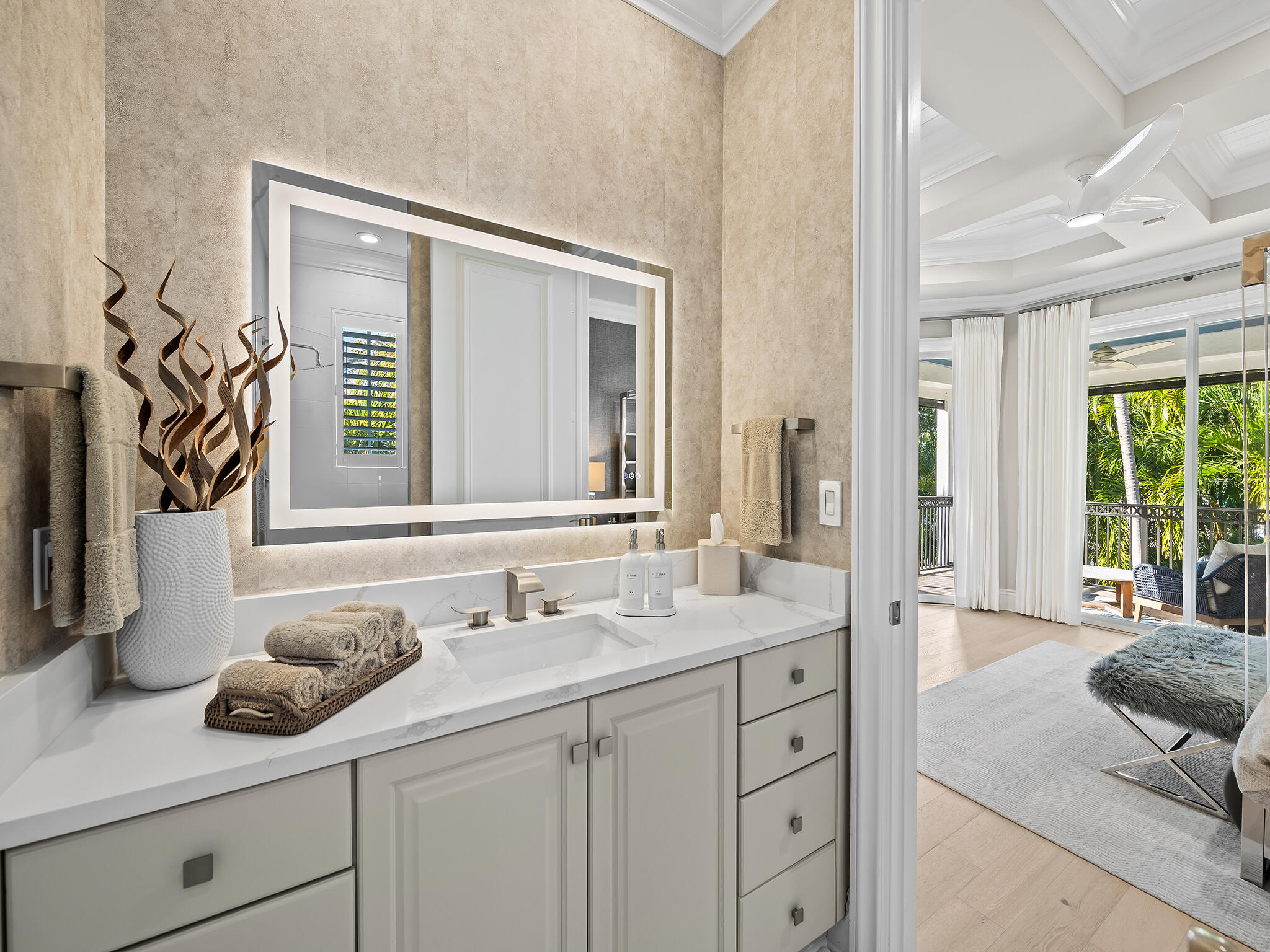 DELRAY BEACH ESPLANADE - Residential