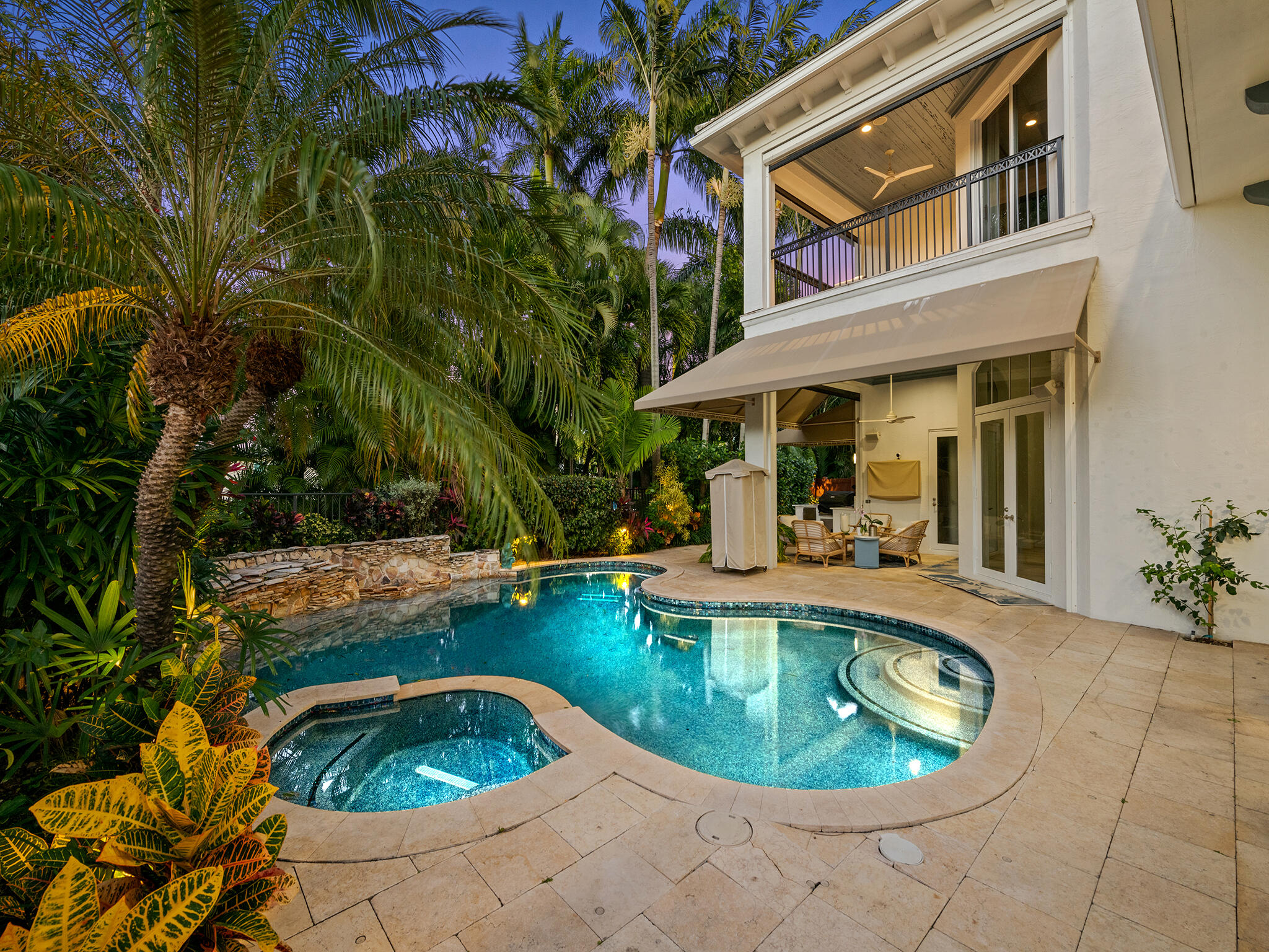 DELRAY BEACH ESPLANADE - Residential
