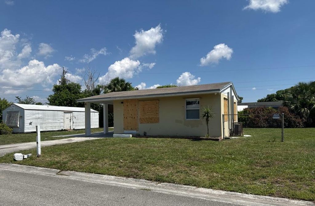 Photo of 4419 Forest Road, West Palm Beach, FL 33406 (MLS # R10992096)