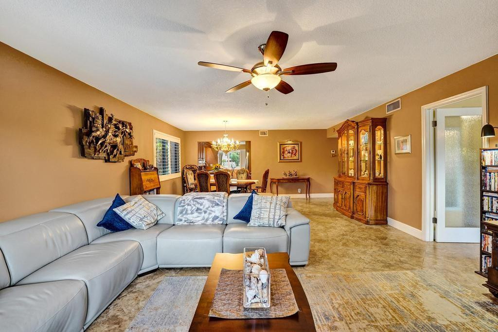 GARDENS III - Residential