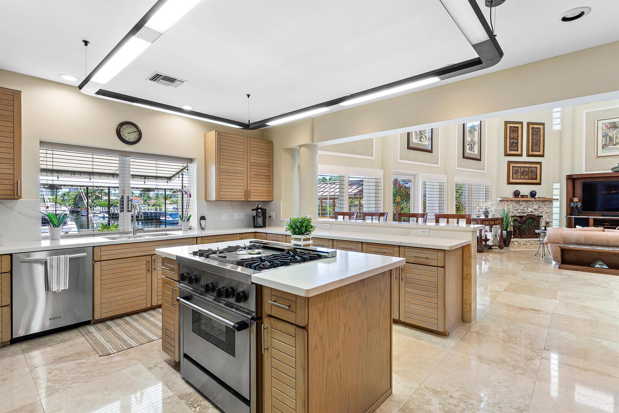 POMPANO SHORES SEC - Residential