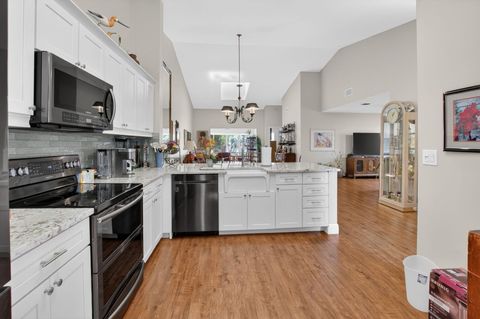 Tiny photo for 5582 Royal Lake Circle, Boynton Beach, FL 33437 (MLS # B26035429)