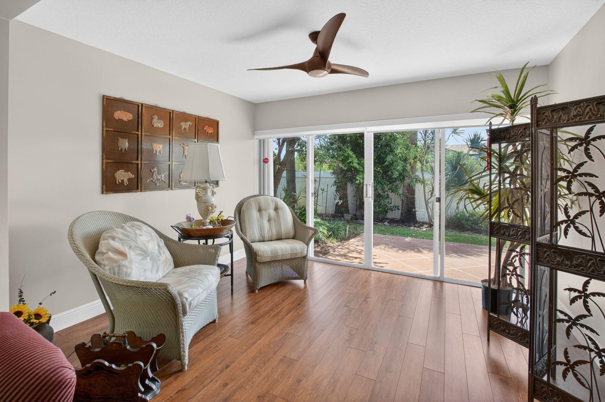 CORAL LAKES - Residential