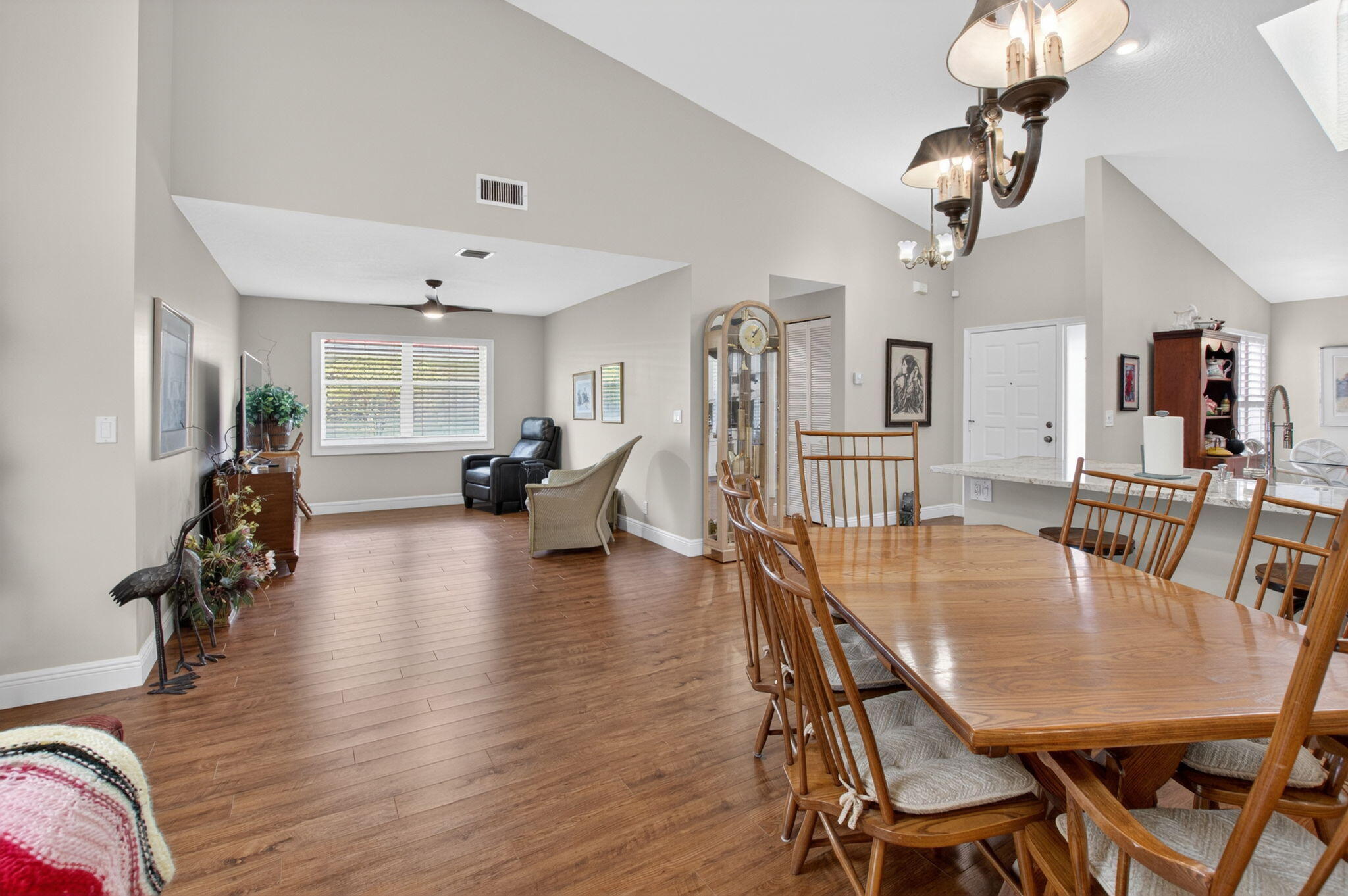 CORAL LAKES - Residential