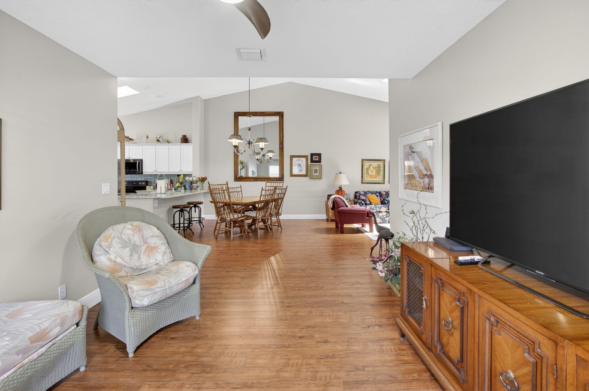 CORAL LAKES - Residential