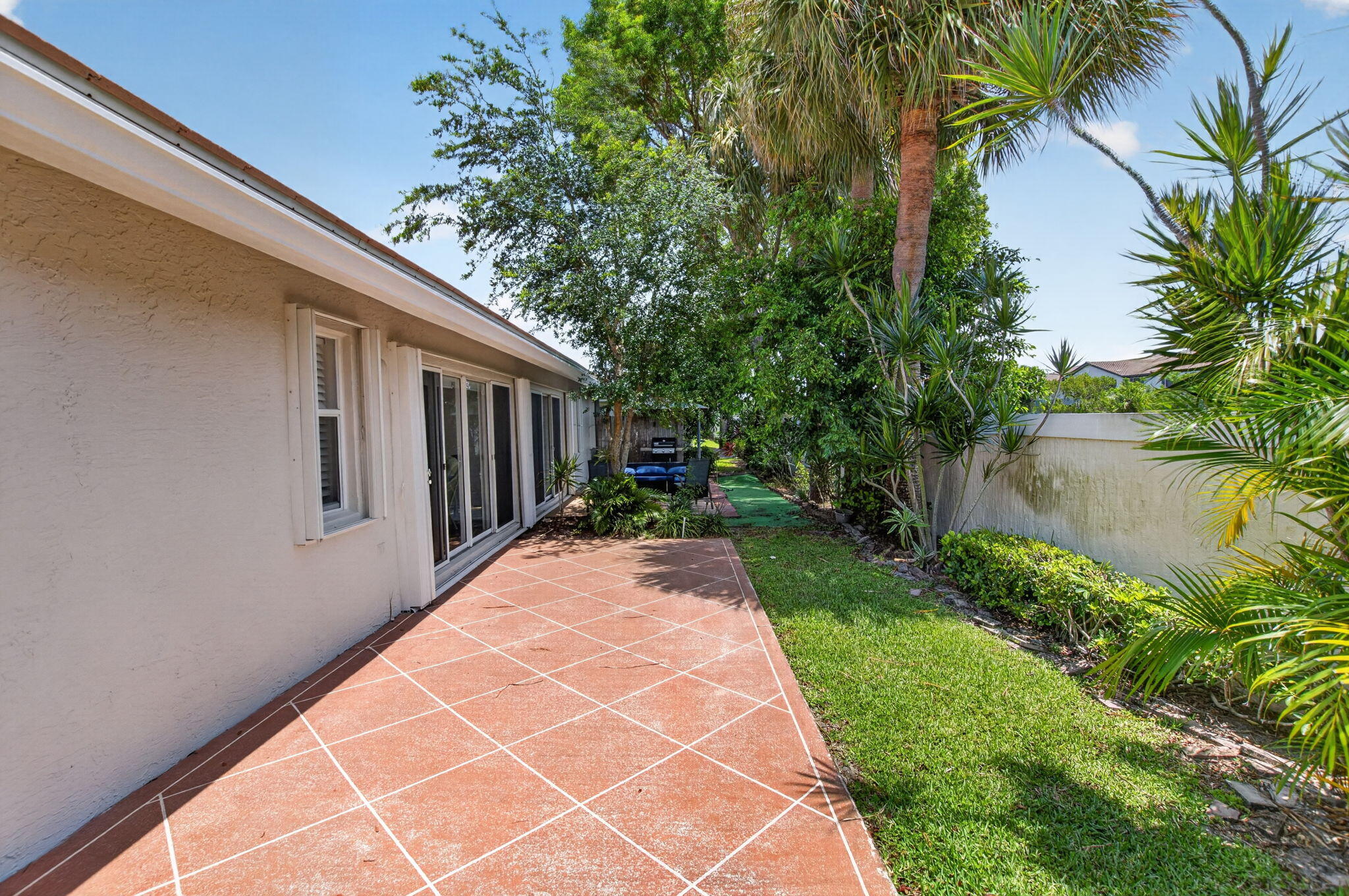 CORAL LAKES - Residential