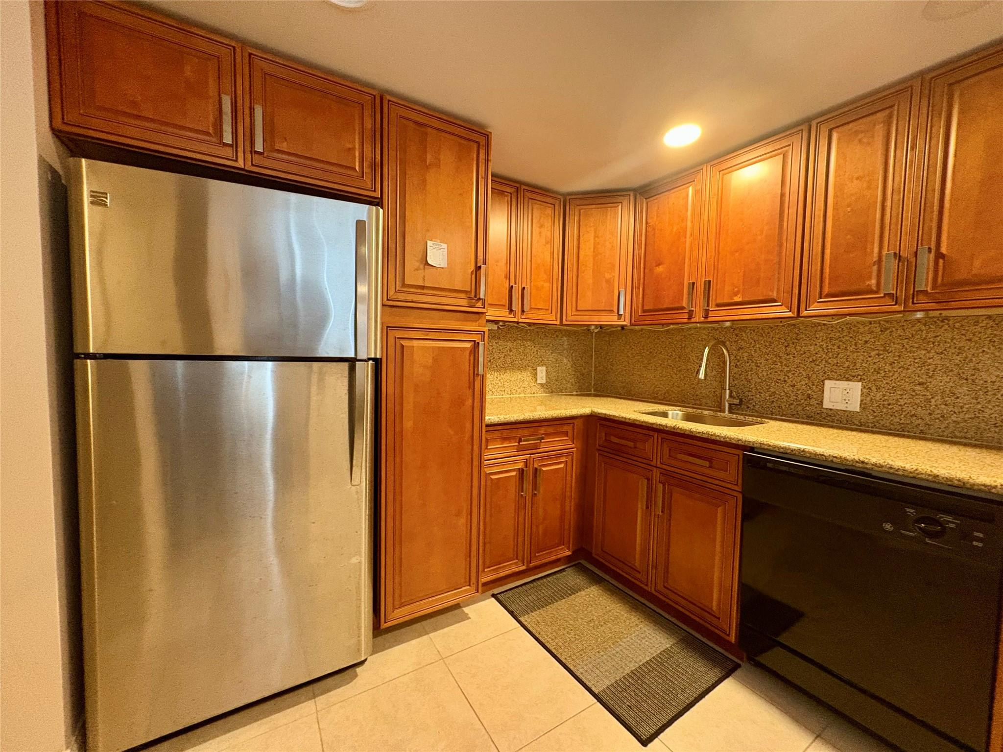 2940 N Course Drive 810