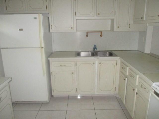 2687 Garden Dr 212