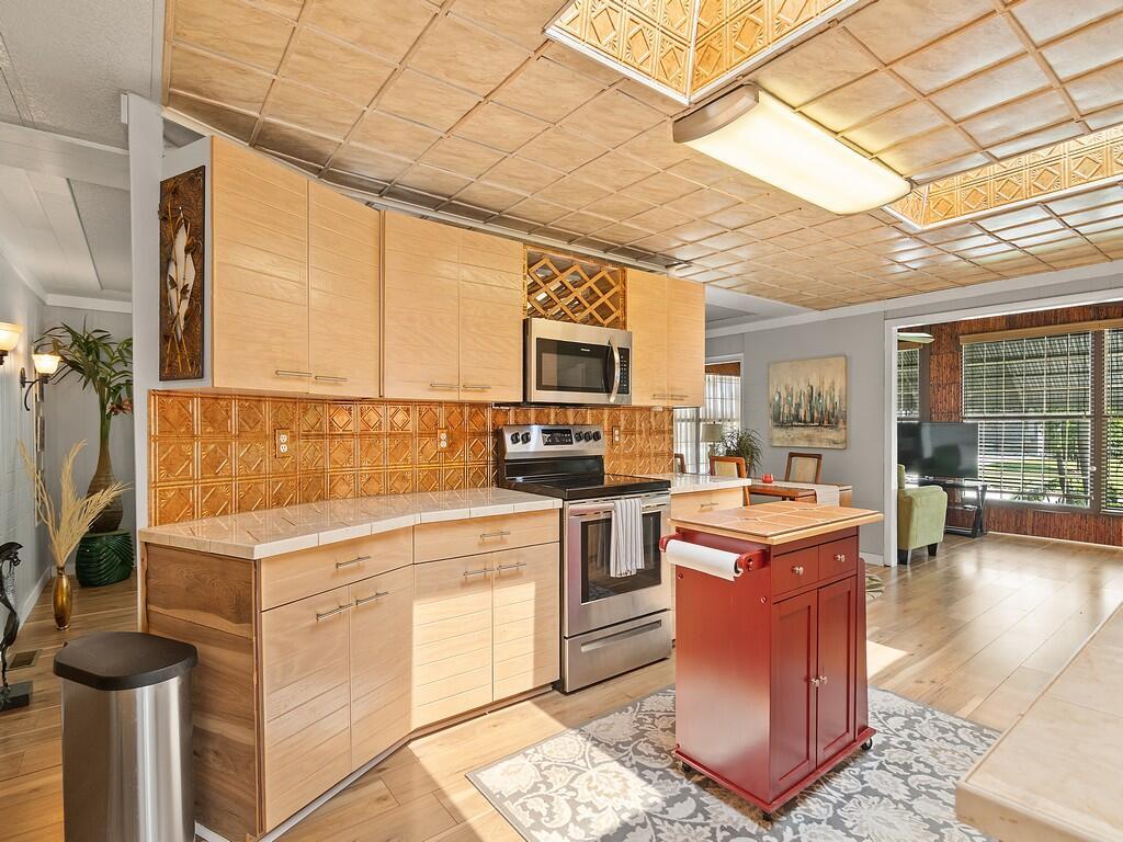 Pinelake Village - Residential