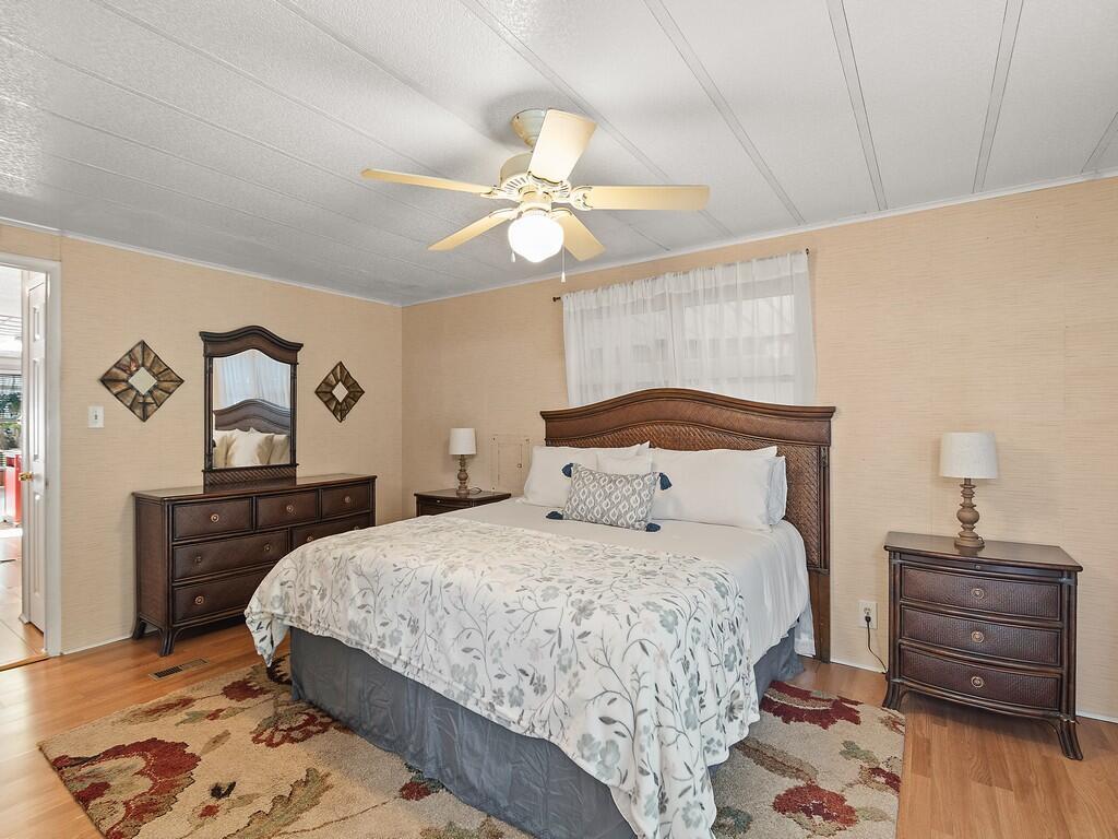 Pinelake Village - Residential