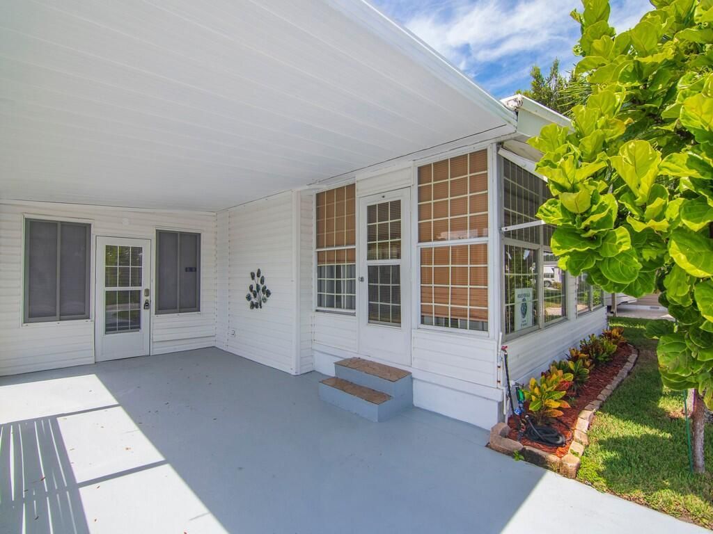 Photo of 4 N North Warner Drive, Jensen Beach, FL 34957 (MLS # R11126193)