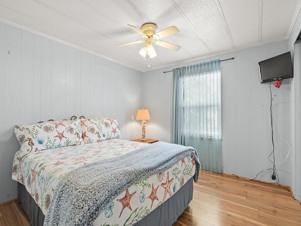 Pinelake Village - Residential