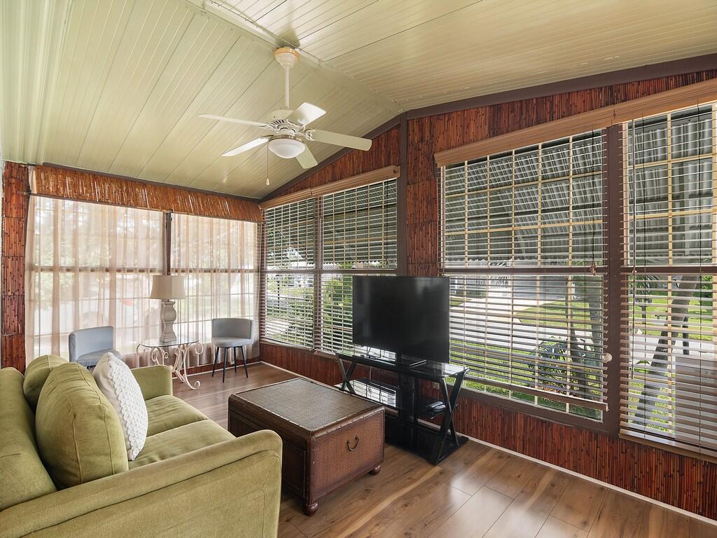 Pinelake Village - Residential