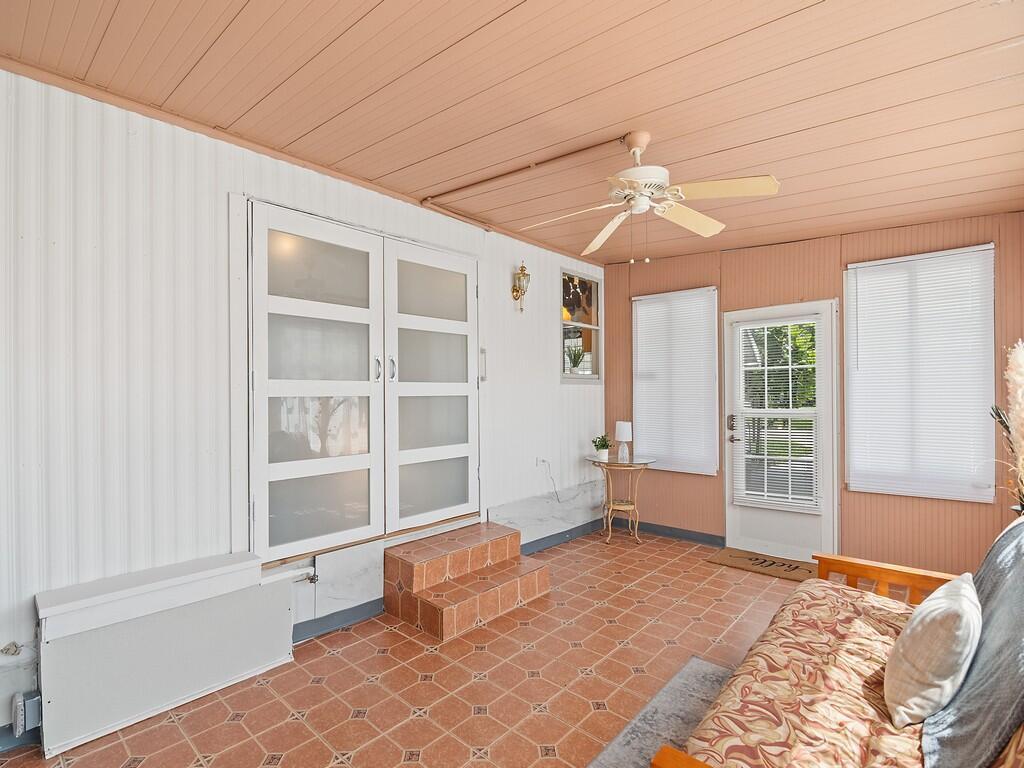 Pinelake Village - Residential