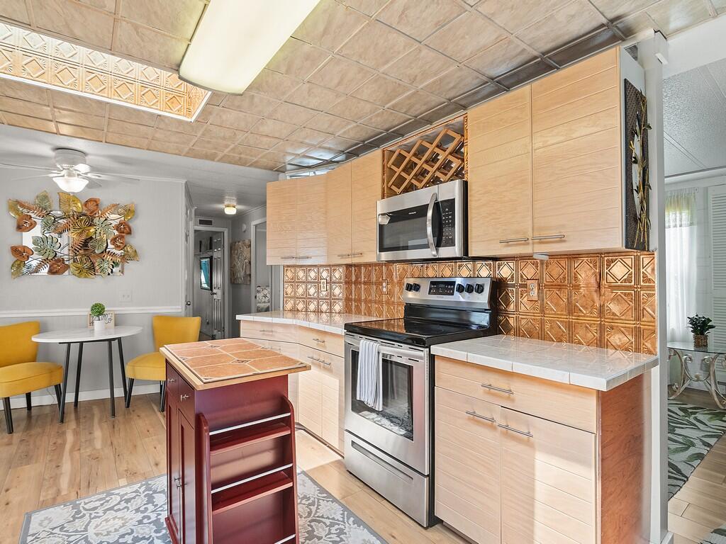 Pinelake Village - Residential