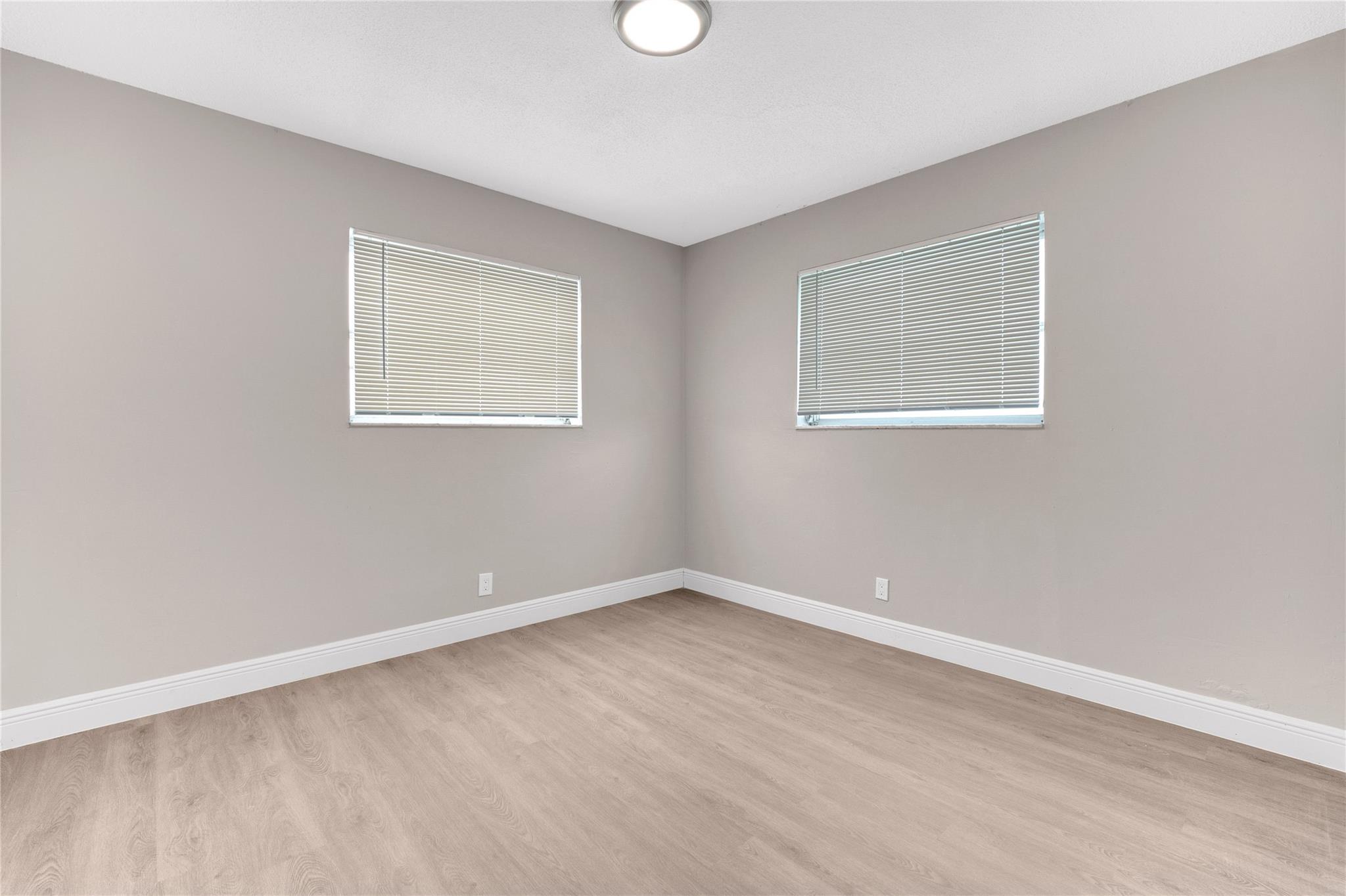 SHERIDAN LAKES - Residential