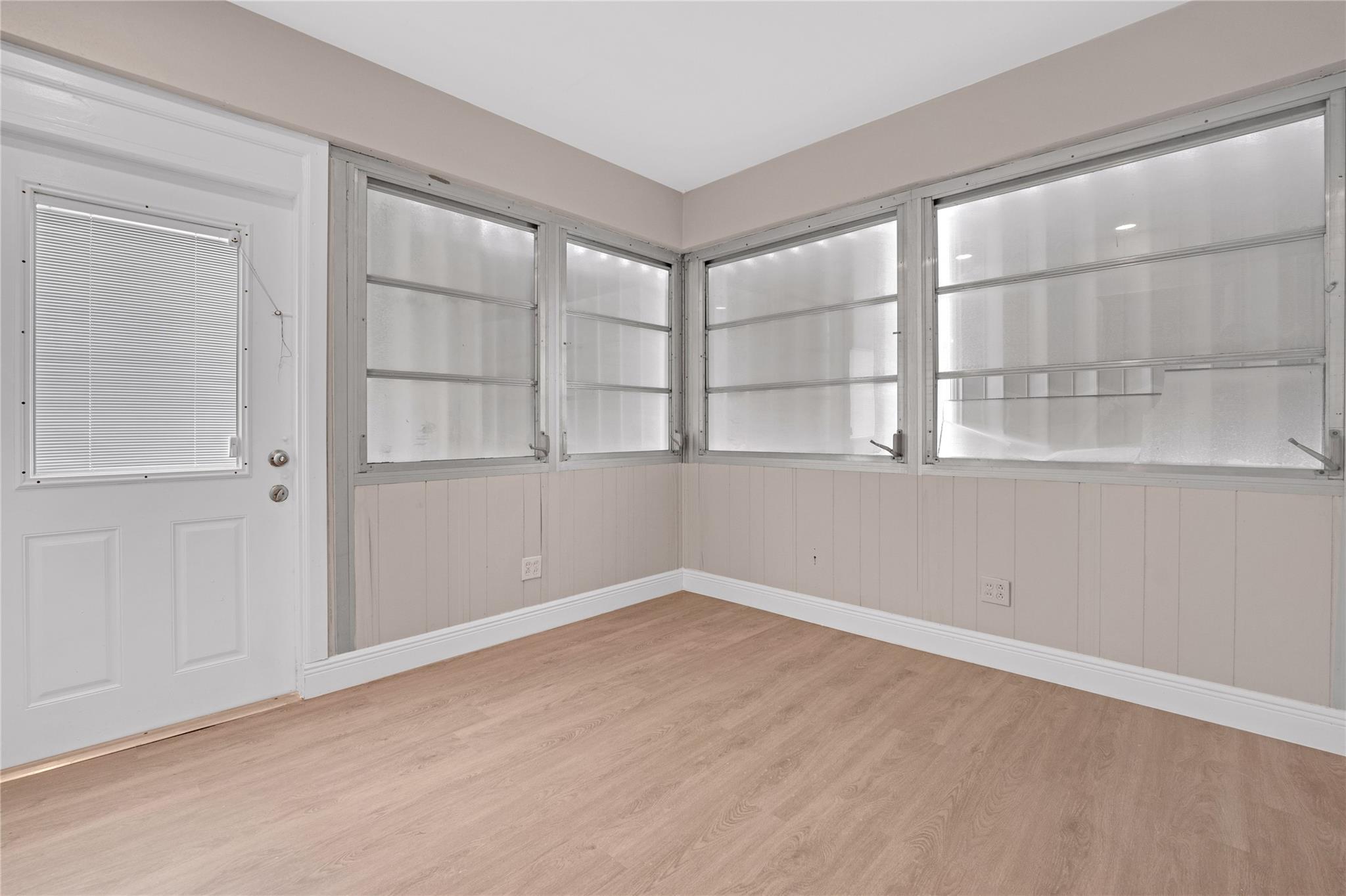 SHERIDAN LAKES - Residential