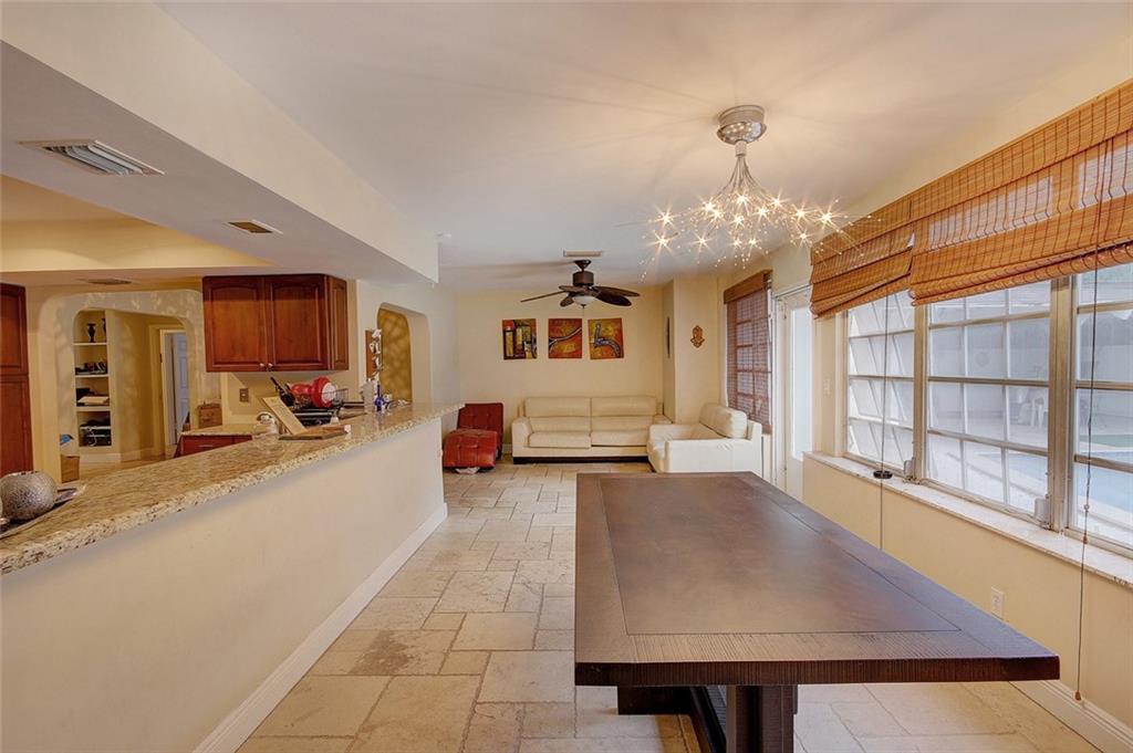 EMERALD HILLS 68-26 B - Residential