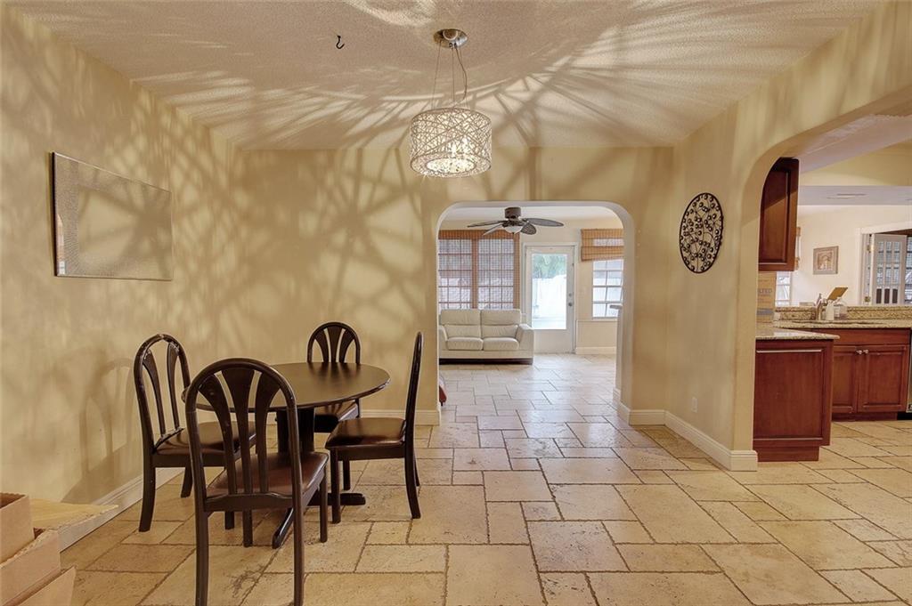 EMERALD HILLS 68-26 B - Residential