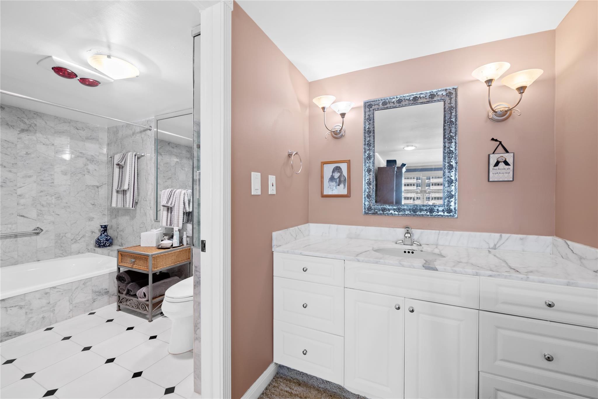 Playa Del Mar - Residential