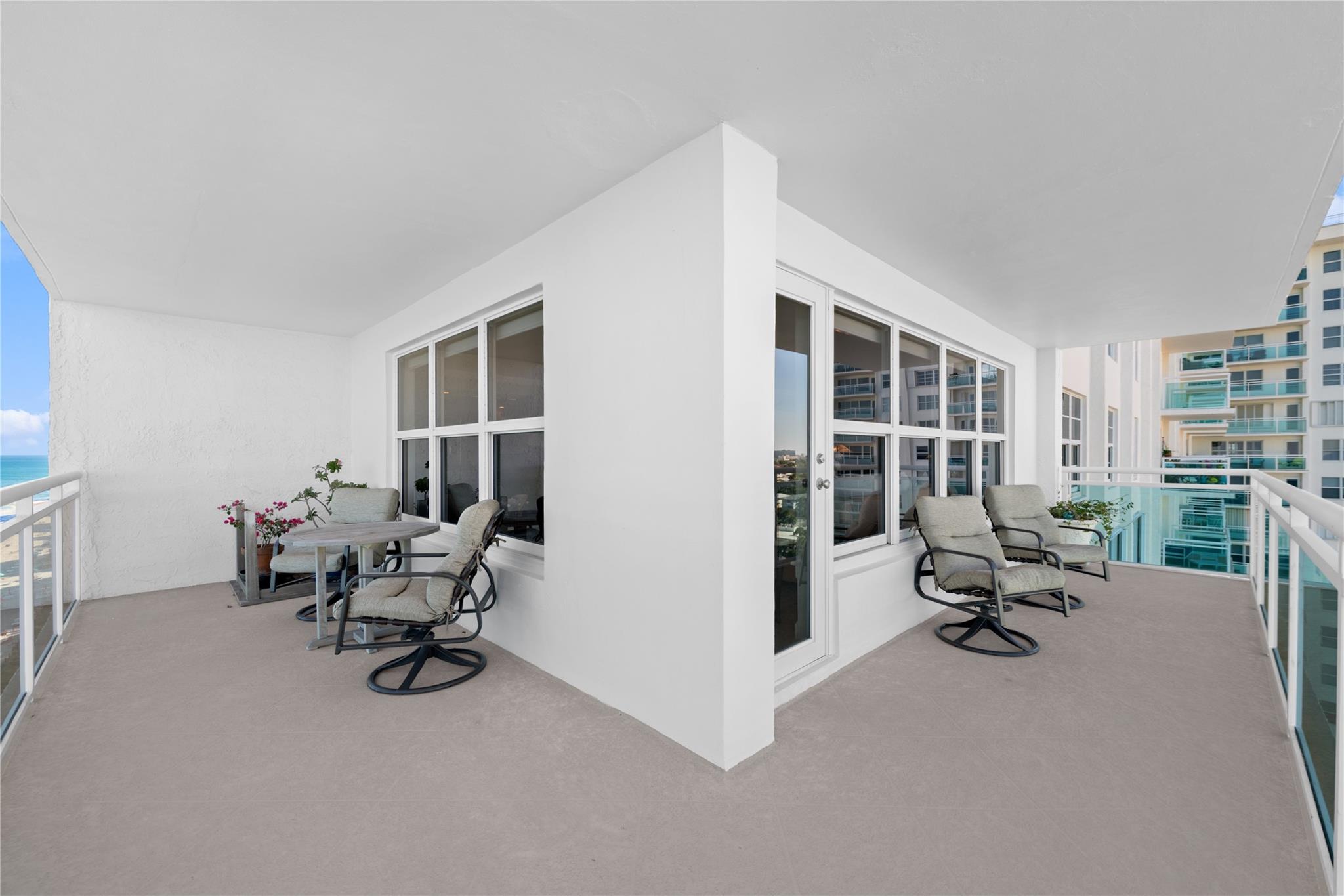 Playa Del Mar - Residential