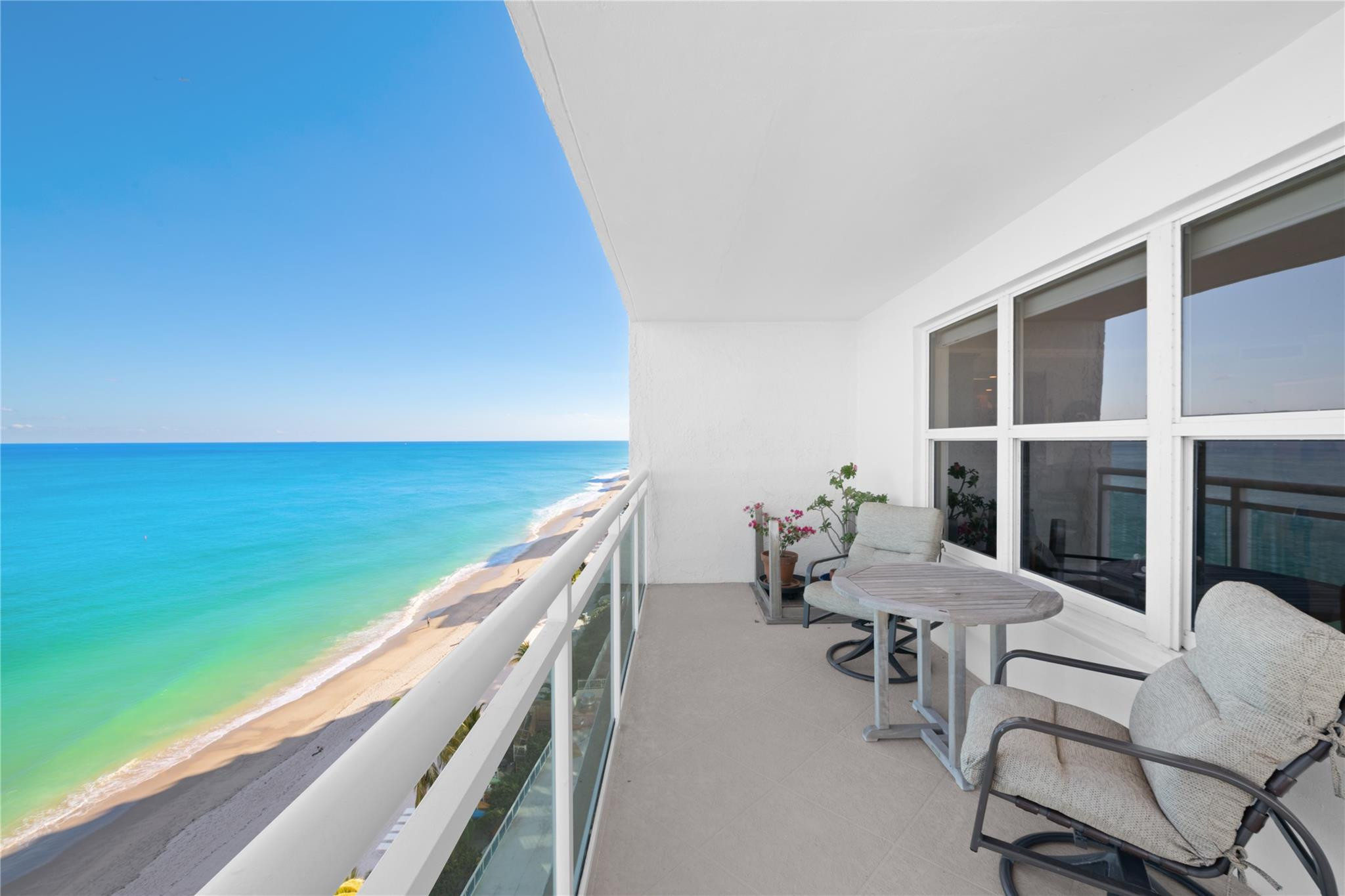 3900 Galt Ocean Drive 1017