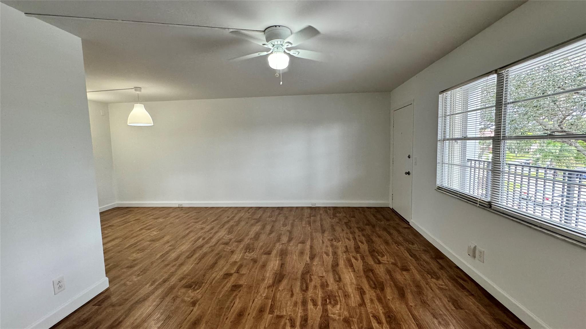 NEW HAMPTON - Residential