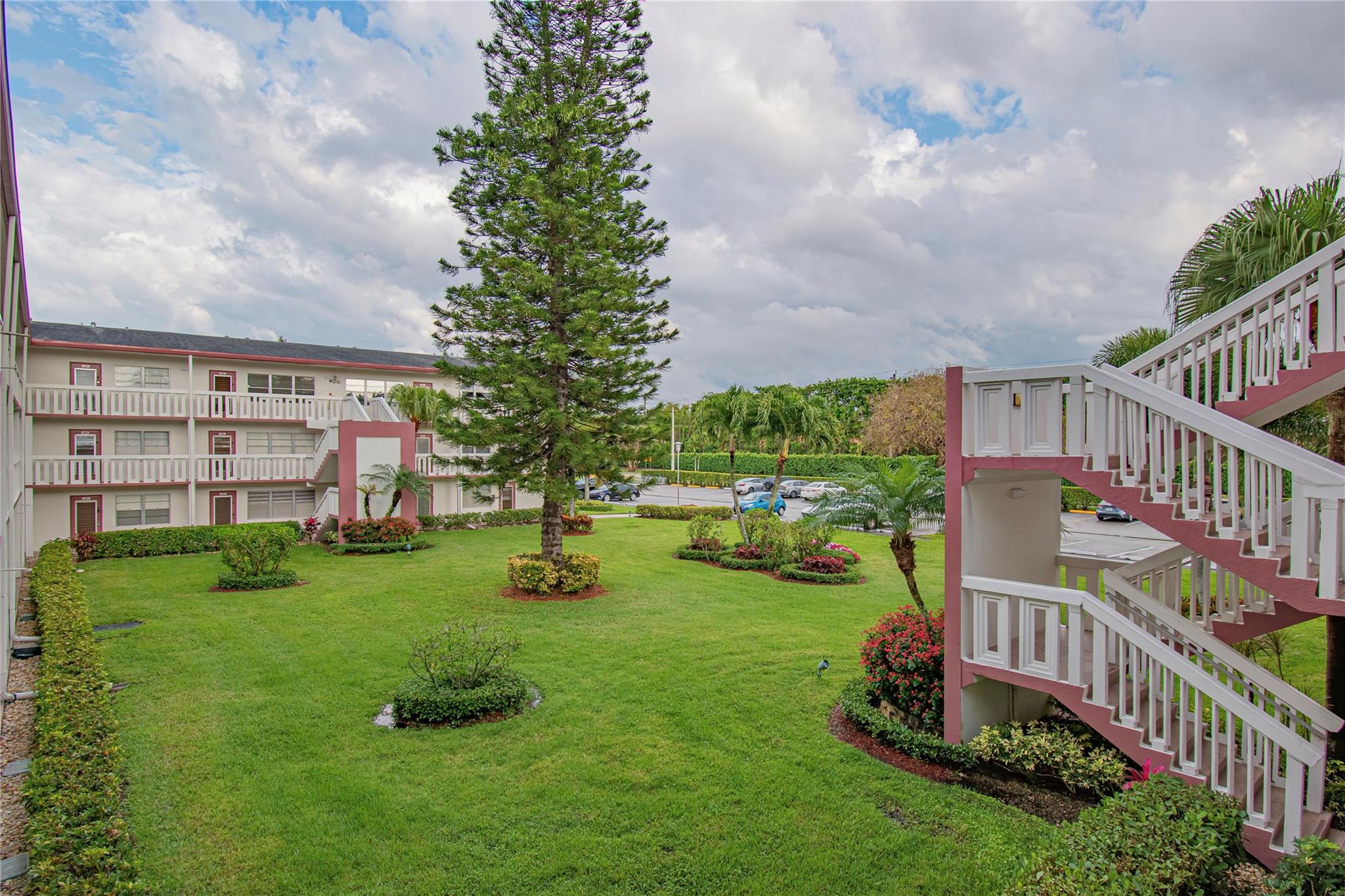 CENTURY VILLAGE- FANSHAW - Residential