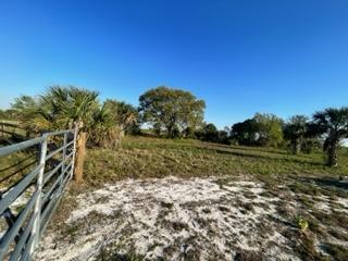 VIKING/PRAIRIE - Land