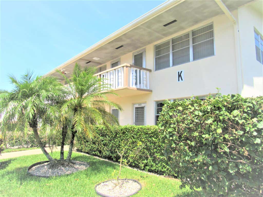 Photo of 214 Berkshire K, West Palm Beach, FL 33417 (MLS # R11099479)