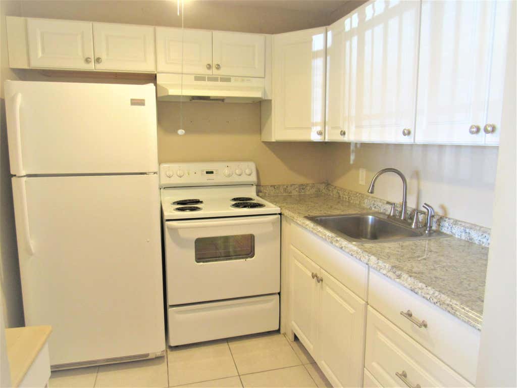 Photo of 214 Berkshire K, West Palm Beach, FL 33417 (MLS # R11099479)