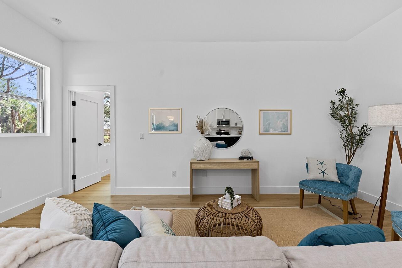 VERO LAKE ESTATES UNIT G - Residential