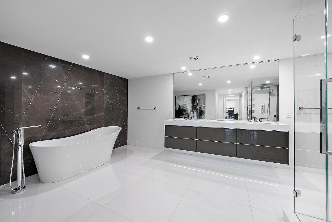 CARLTON PLACE CONDO - Residential