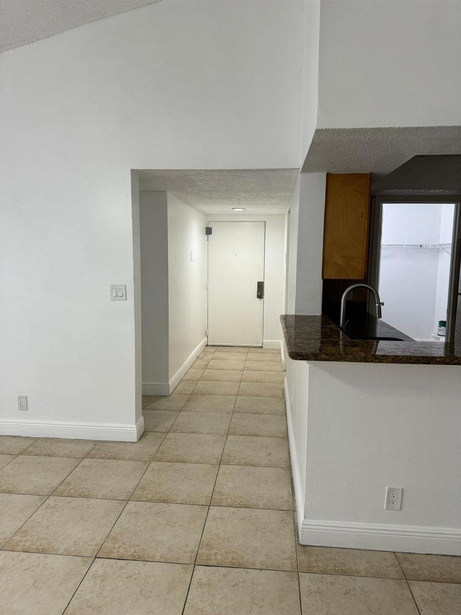 5654 Rock Island Rd 233