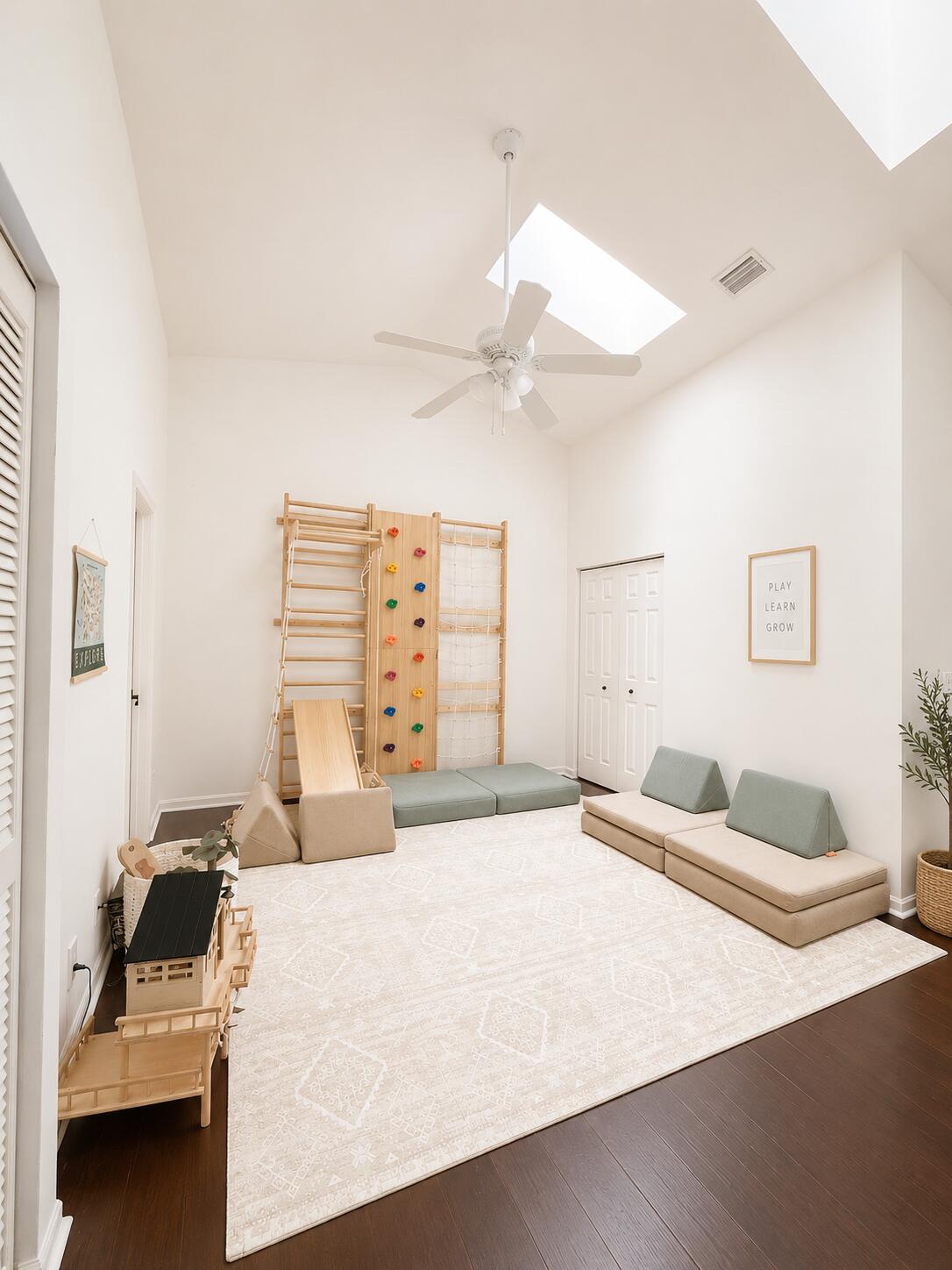 PALMBROOKE TOWNHOMES - Residential