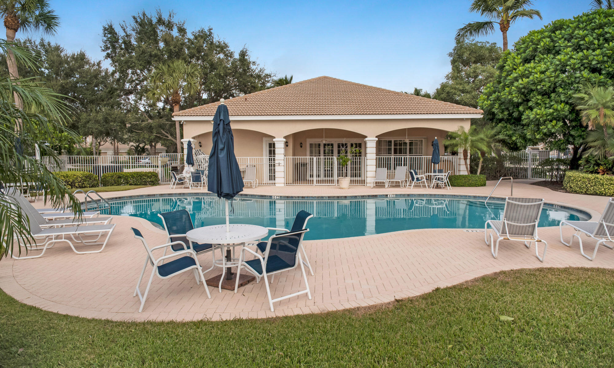 PALMBROOKE TOWNHOMES - Residential