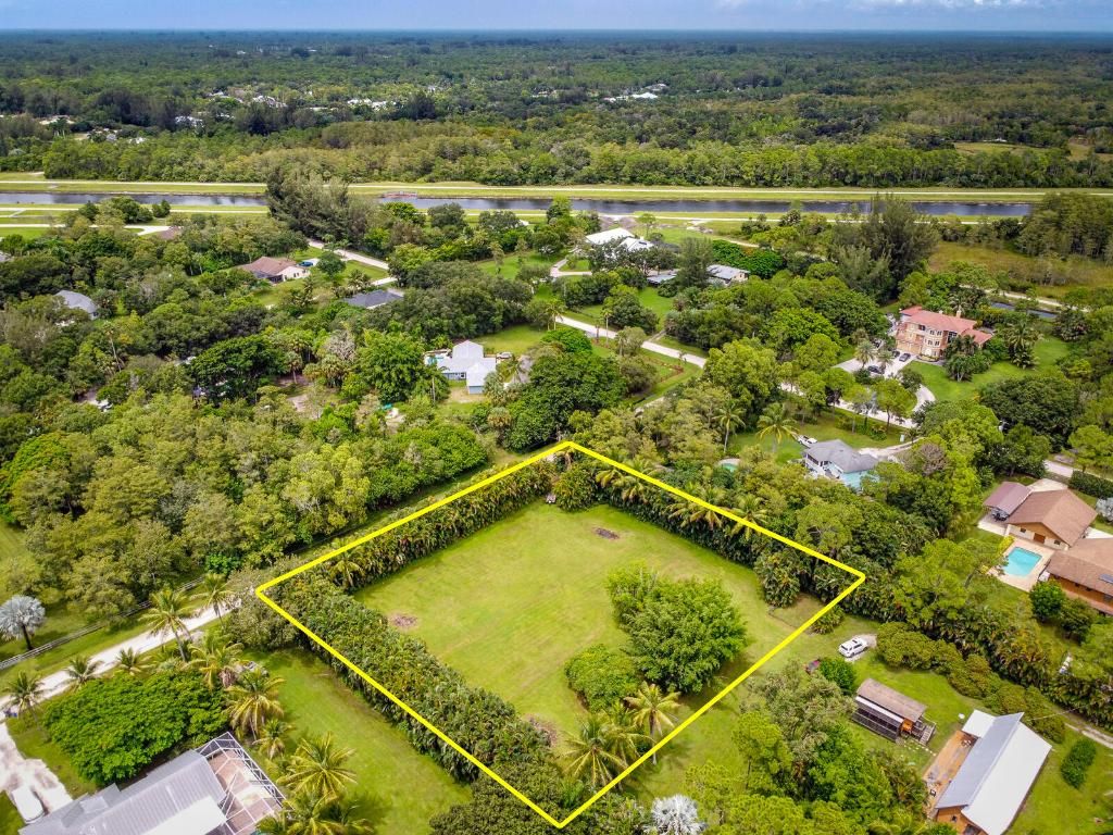 Photo of 52 86th Way N, Palm Beach Gardens, FL 33418 (MLS # R11016890)